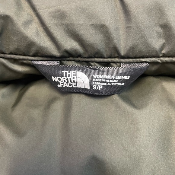 The North Face Olive Green Women’s 550 Puffer Vest, Size Small - Picture 4 of 12